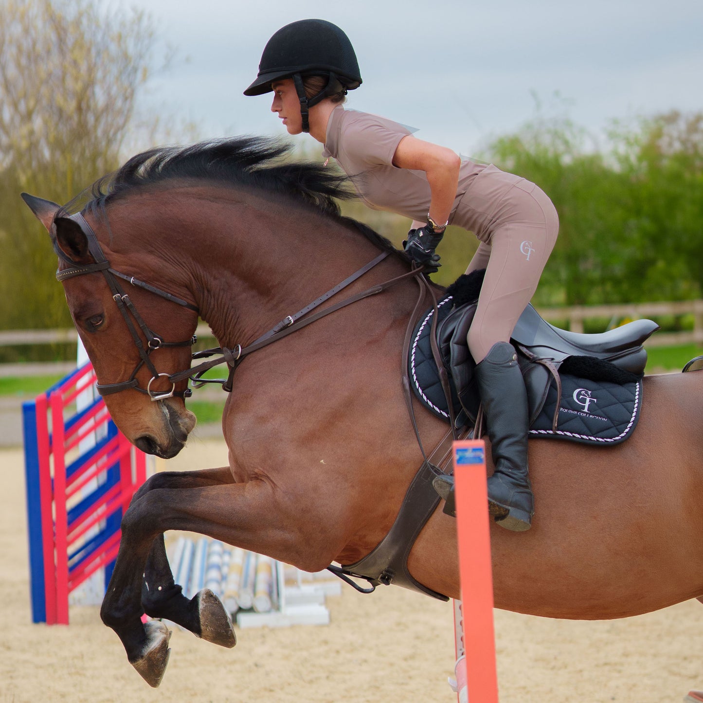
                  
                    Horse Riding Base Layer Short Sleeve-Latte
                  
                