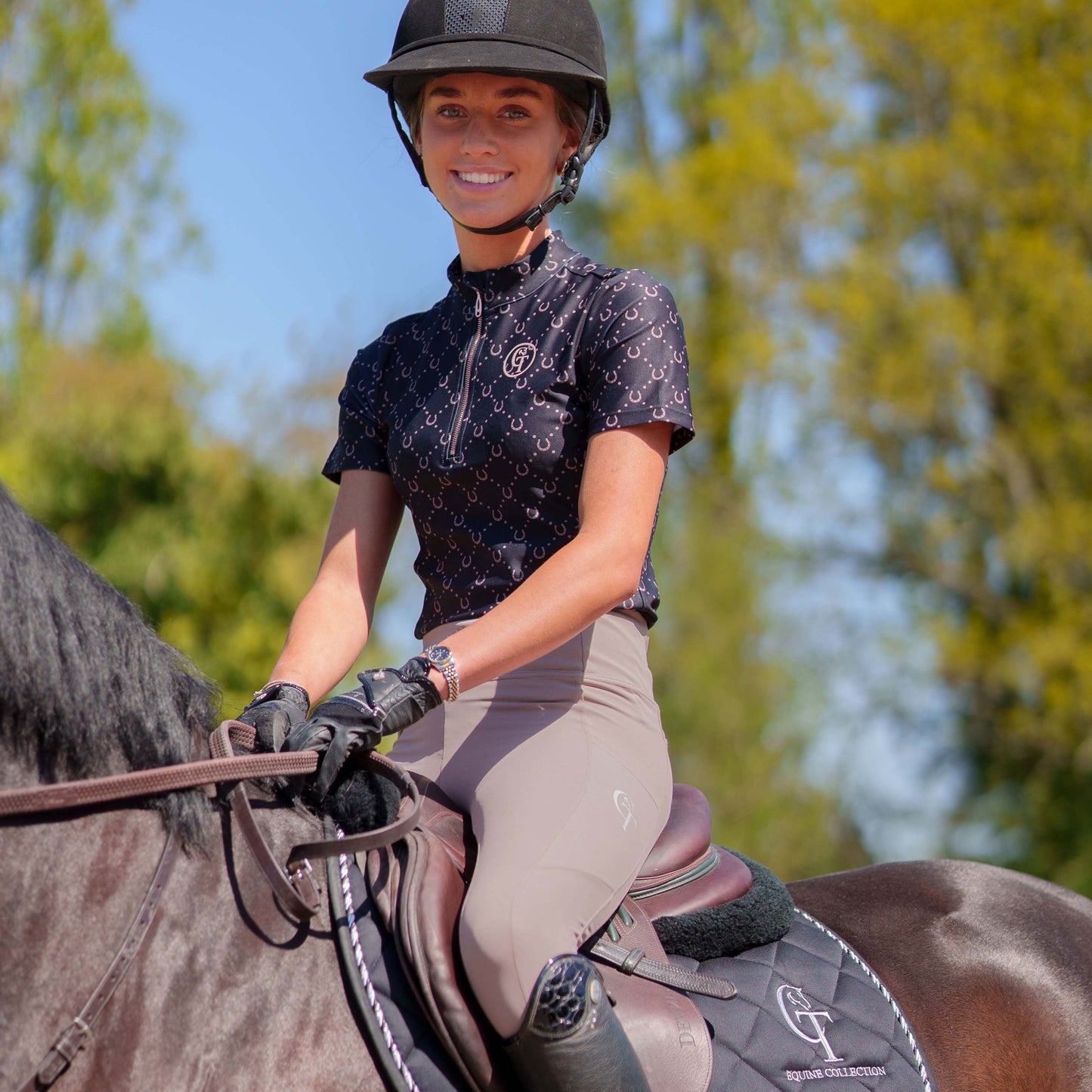 
                  
                    Shadow Hoof Base Layer-Black & Latte
                  
                